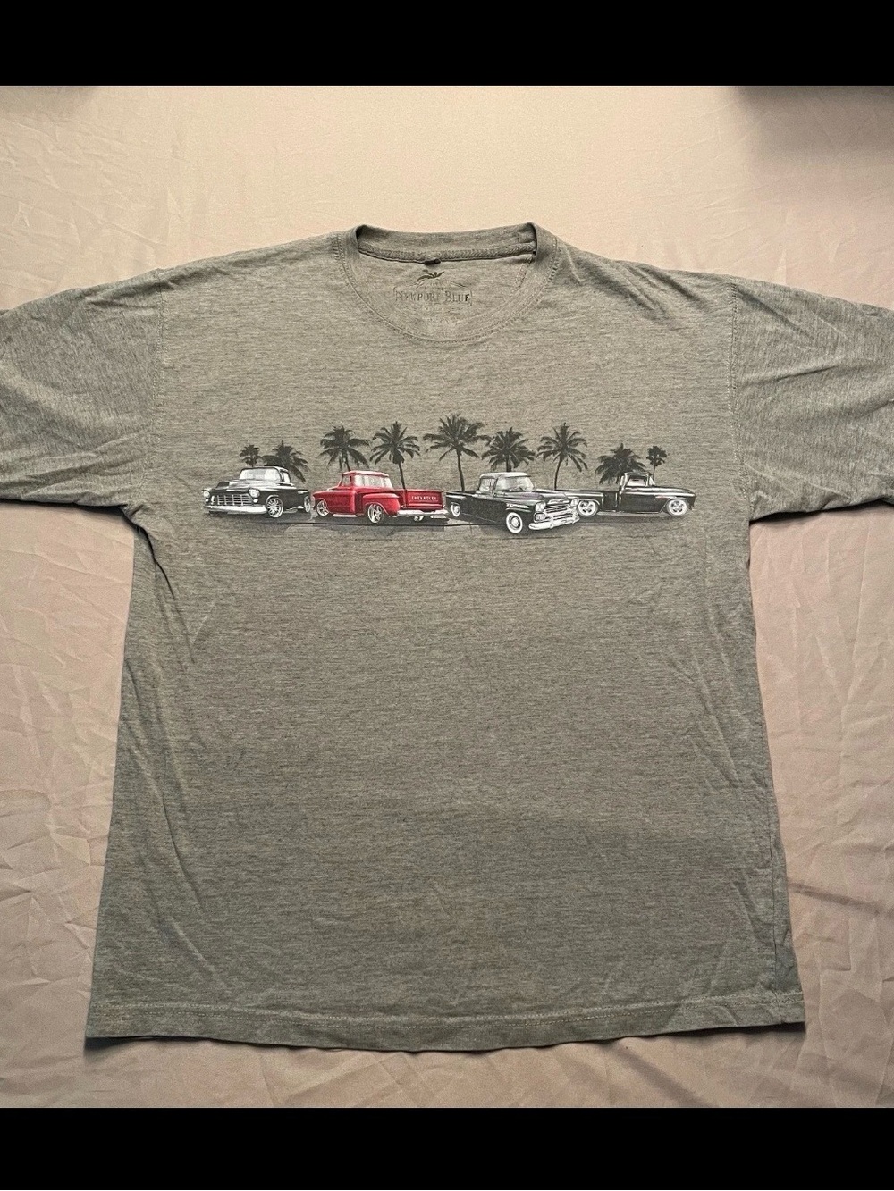 Men's Grey Short-Sleeve Graphic Tee with Classic Chevrolet Car Design